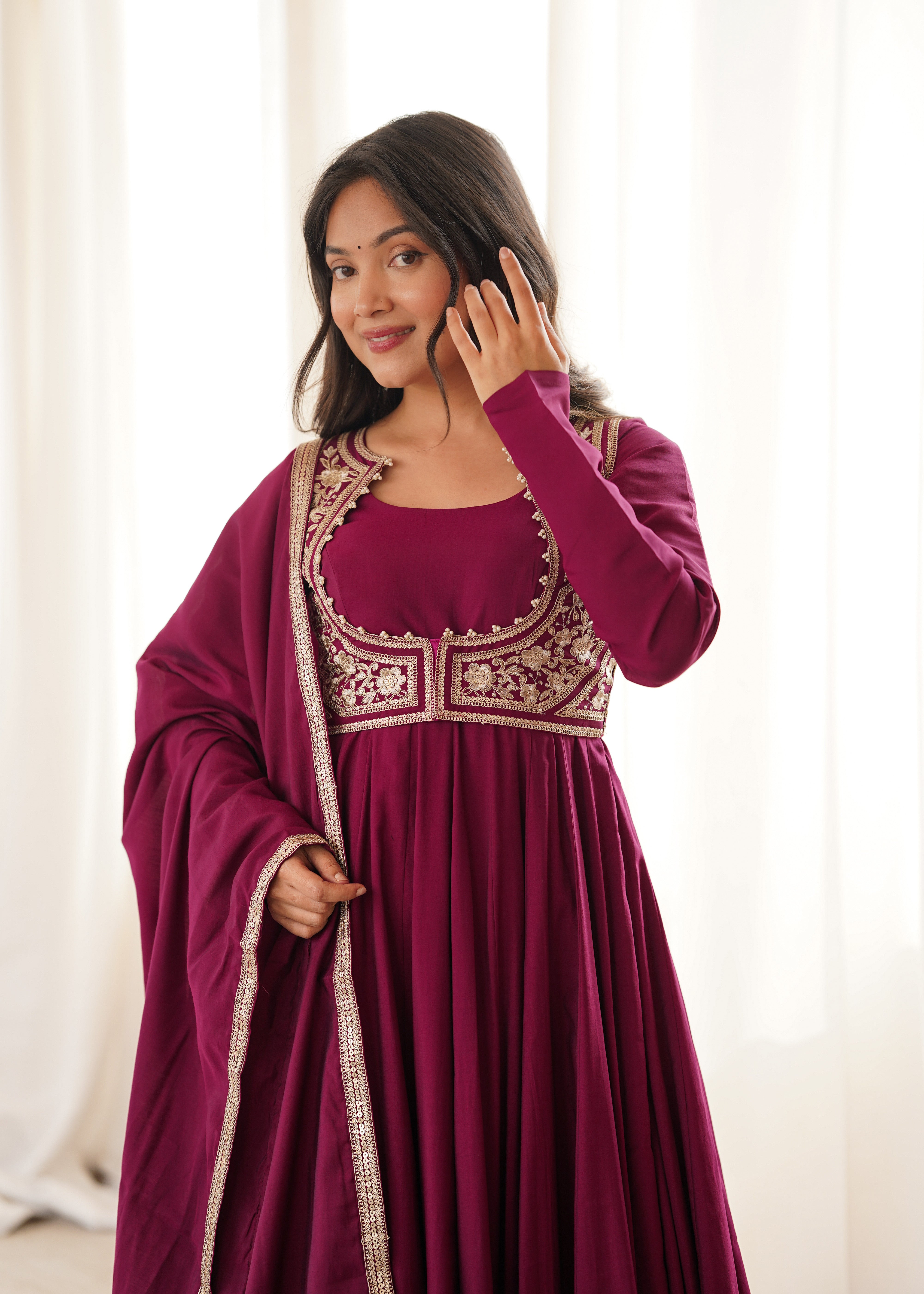 MAHALIKA DARK RANIPINK